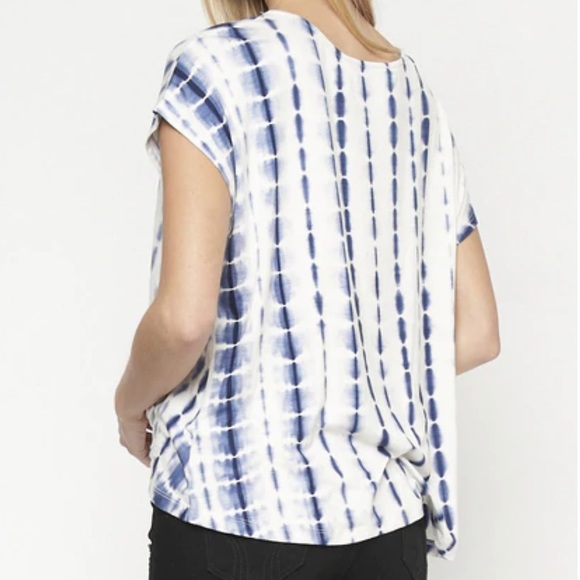 Blue & White Knot Front Shirt Sleeve Top - Picture 3 of 10